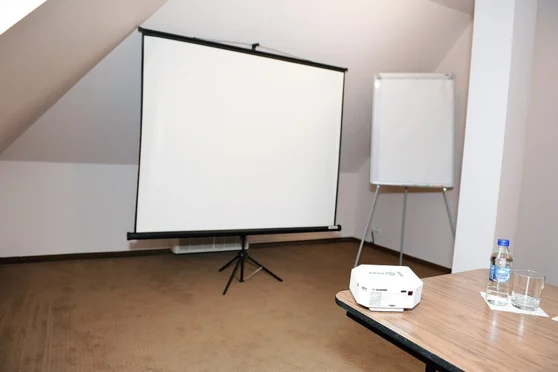 Karczma Czardasz w Koziegłowach - OBIEKT ZAMKNIĘTY - zdjęcie 3