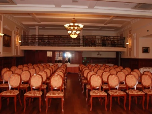 Hotel Pałac Wiśniewski - zdjęcie 2