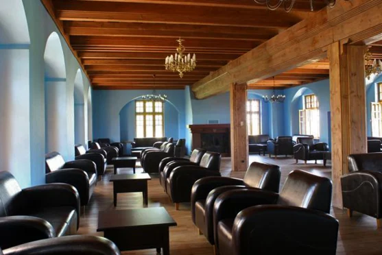 Klasztor Cedynia Hotel i Restauracja - zdjęcie 1