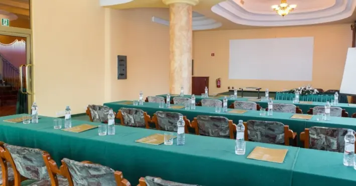 Hotel Gołębiewski Białystok - zdjęcie 1