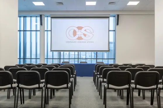 Sala konferencyjna C - ustawienie kinowe
