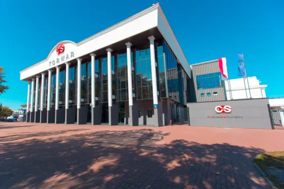 Fasada hali COS Torwar