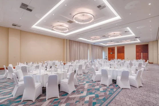 Hilton Warsaw City (dawniej Hilton Warsaw Hotel & Convention Centre) - zdjęcie 4