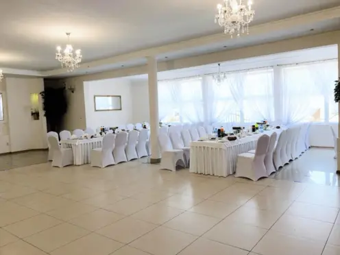 Dom Bankietowy Relax Tomaszów Mazowiecki sala eventowa