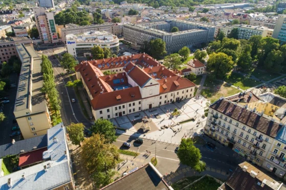 Centrum Kultury w Lublinie otoczenie