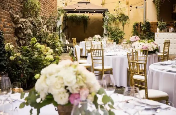 Restauracja Kogel Mogel Kraków ogród patio