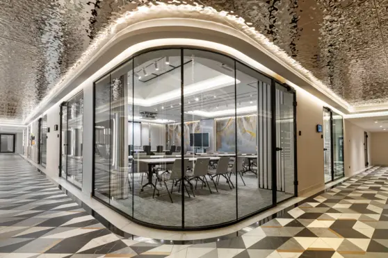 Wings Plaza - zdjęcie 6