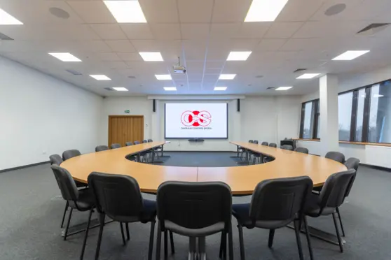 Sala konferencyjna B w hali COS Torwar