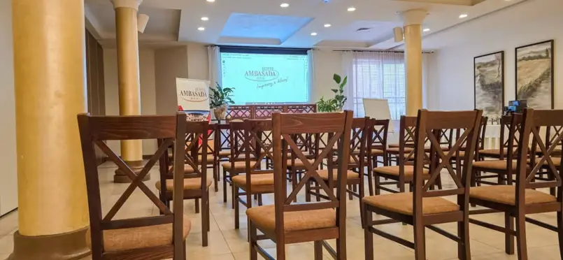 Hotel Ambasada - photo 1