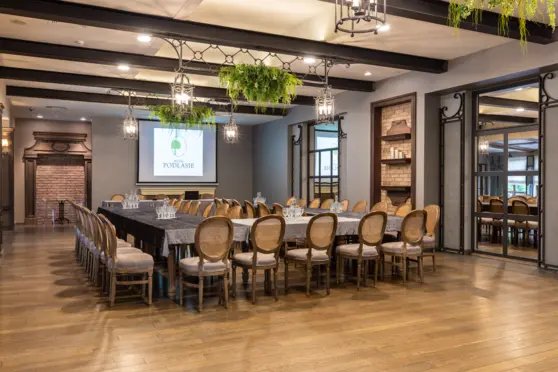 Sala Ogrodowa | ustawienie podkowa 30 osób