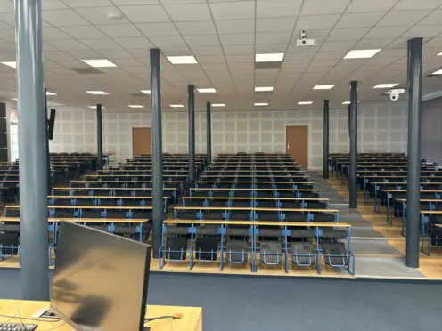 Akademia Humanistyczno-Ekonomiczna w Łodzi - zdjęcie 2