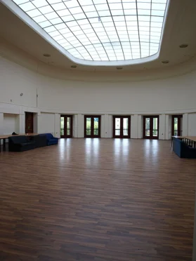 Sala cesarska w Hali Stulecia