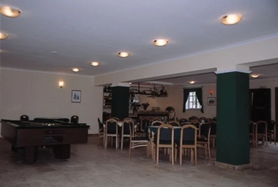 Dwór w Bychowie - zdjęcie 1