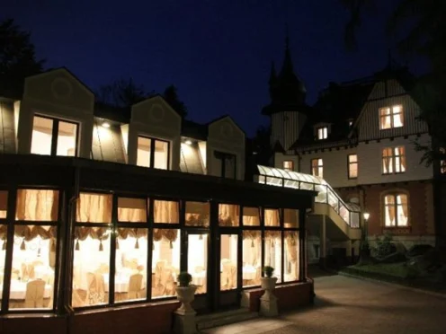 Hotel Szrenicowy Dwór - zdjęcie 1