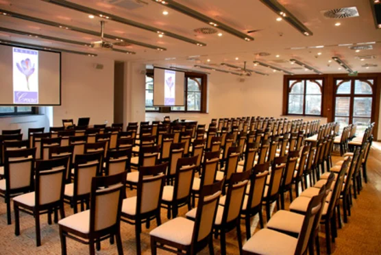 Hotel Crocus - zdjęcie 1