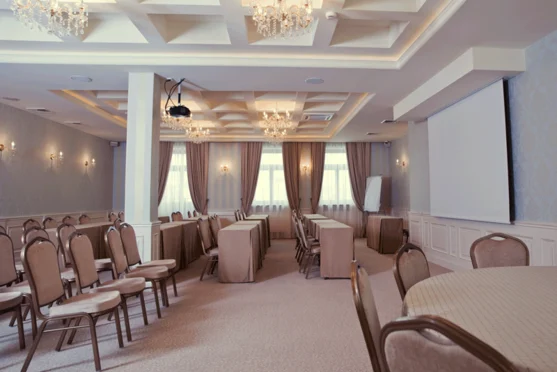 Centrum Szkoleniowo-Konferencyjne Hotel Herman - OBIEKT ZAMKNIĘTY - zdjęcie 1