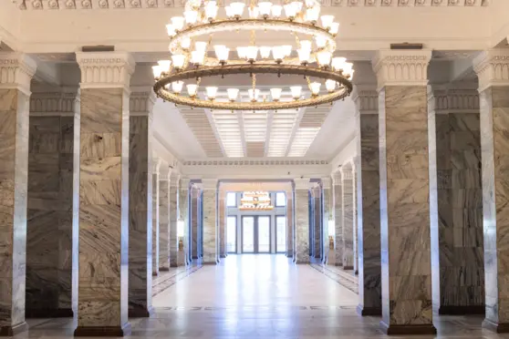 Pałac Kultury i Nauki (PKIN) - zdjęcie 1