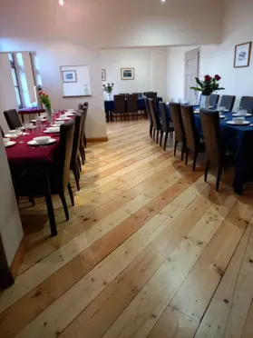 Sala klubowa - aranżacja na bankiet