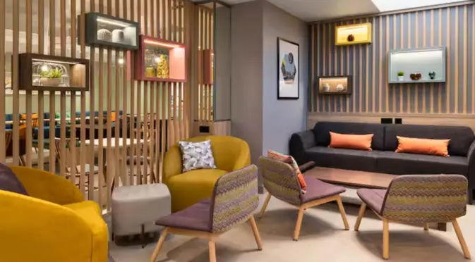 Hampton by Hilton Wrocław Airport - zdjęcie 2