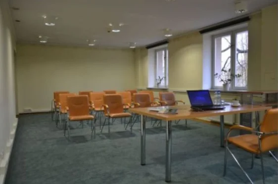 Hotel Łazienkowski - zdjęcie 1