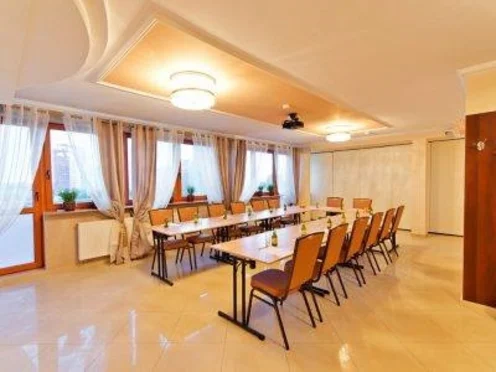 Hotel Wiatraczna - ZAMKNIĘTY - zdjęcie 1