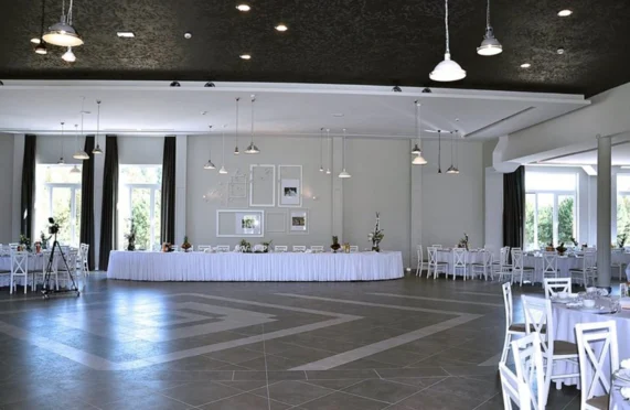 Albizja Hotel Szczytno - zdjęcie 1