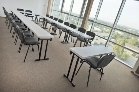 Sale Omega Poznan sala konferencyjna Winkiel