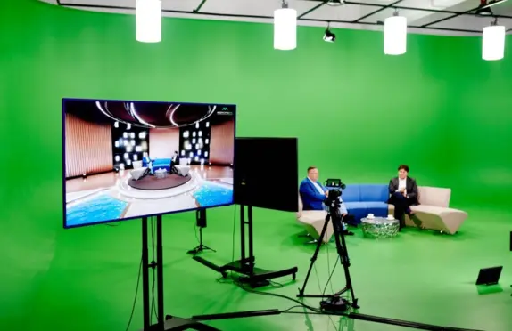 TVIP Warszawa studio wydarzenia hybrydowe