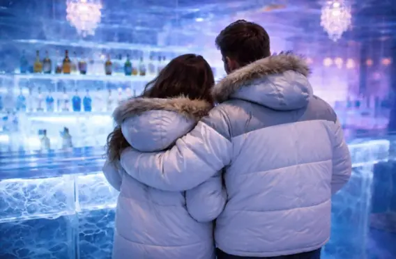 Doki 1 - Ice Bar Gdańsk