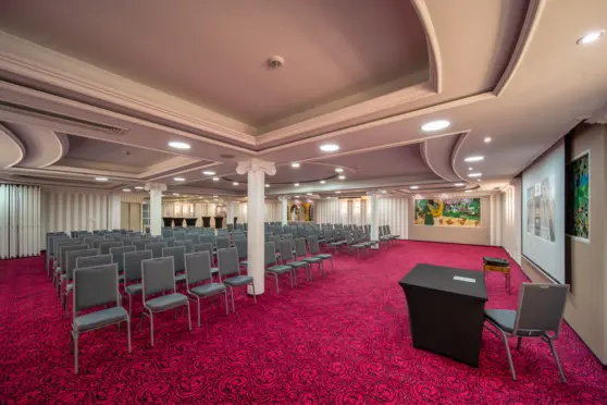 Lord Hotel Warsaw Airport - photo 1