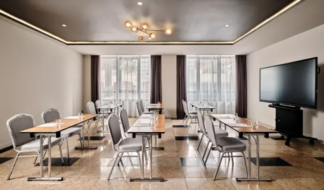 Leonardo Royal Warsaw - zdjęcie 1