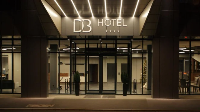 Hotel DB Wrocław wejście