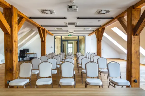 Stary Spichlerz - Centrum Wsparcia Przedsiębiorczości w Boguchwale (Rynek)