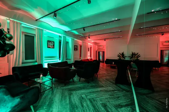 Samo Centrum Wszechświata/Warsaw Event Space - zdjęcie 2