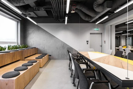 Brain Embassy Postępu 15 - zdjęcie 1