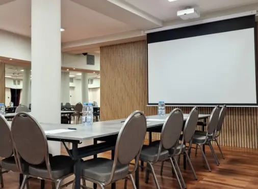 Hotel Ara - zdjęcie 1