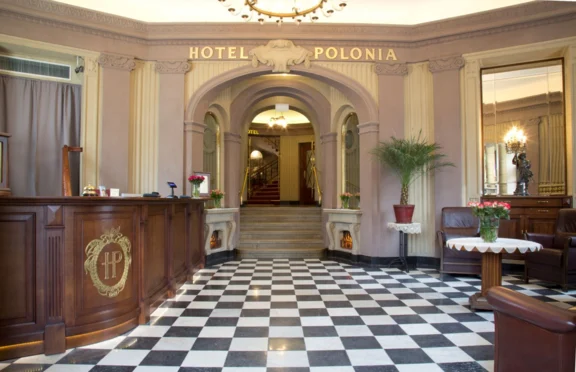 Hotel Polonia Krakow recepcja
