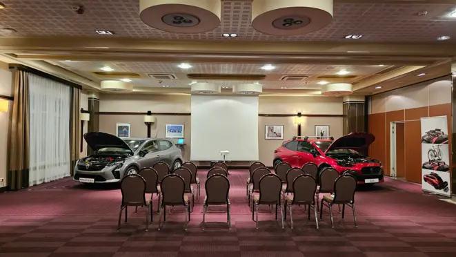 Swobodny wjazd autami do sal konferencyjnych