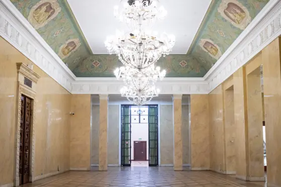 Pałac Kultury i Nauki (PKIN) - zdjęcie 1