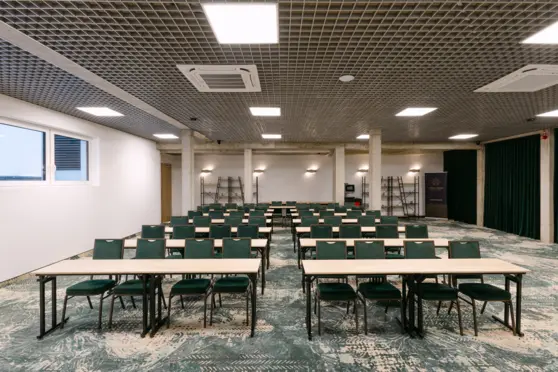 Sala konferencyjna "zielona" do 130 osób w układzie kinowym