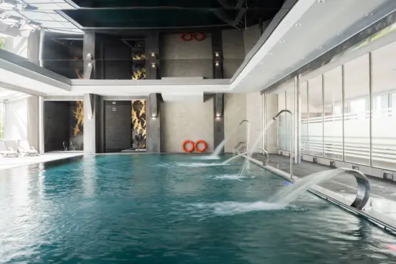 Ośrodek Rehabilitacyjno-Wypoczynkowy Graal basen