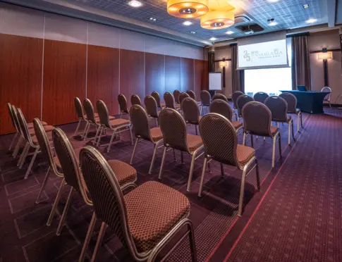 Sala konferencyjna N -teatralnie