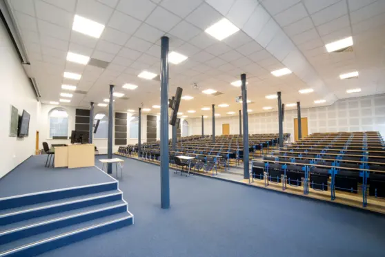 Akademia Humanistyczno-Ekonomiczna w Łodzi - zdjęcie 1