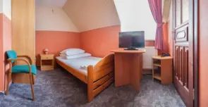 Kawiarnia nad jeziorem - pokój 1 os.