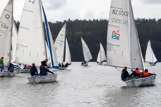 Regaty żeglarskie jako forma integracji zespołu