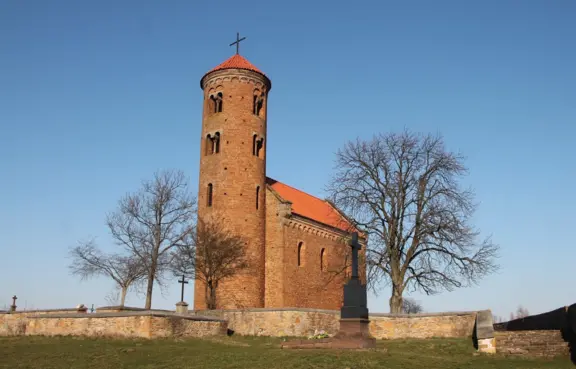 Kościółek św. Idziego w Inowłodzu