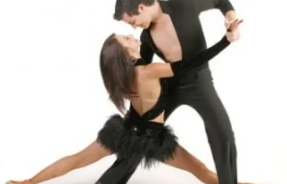 GORĄCE TANECZNE RYTMY - LATINO SHOW