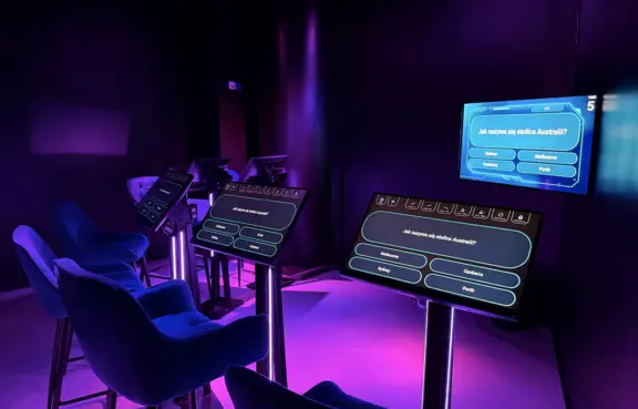 Quzi Game Arena