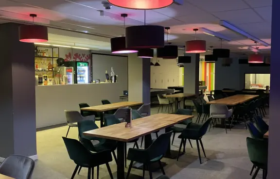 Klub Nocny z kręgielnią