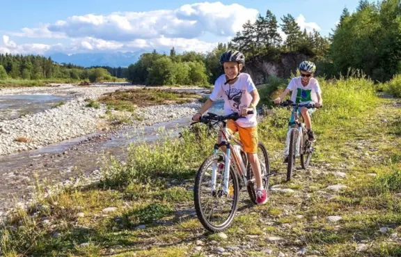 Wycieczki piesze i rowerowe